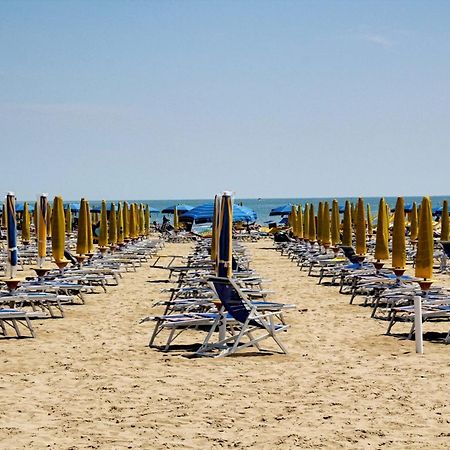 Piazza Mazzini Appartamento A 2 Passi Dal Mare. Lido di Jesolo Kültér fotó